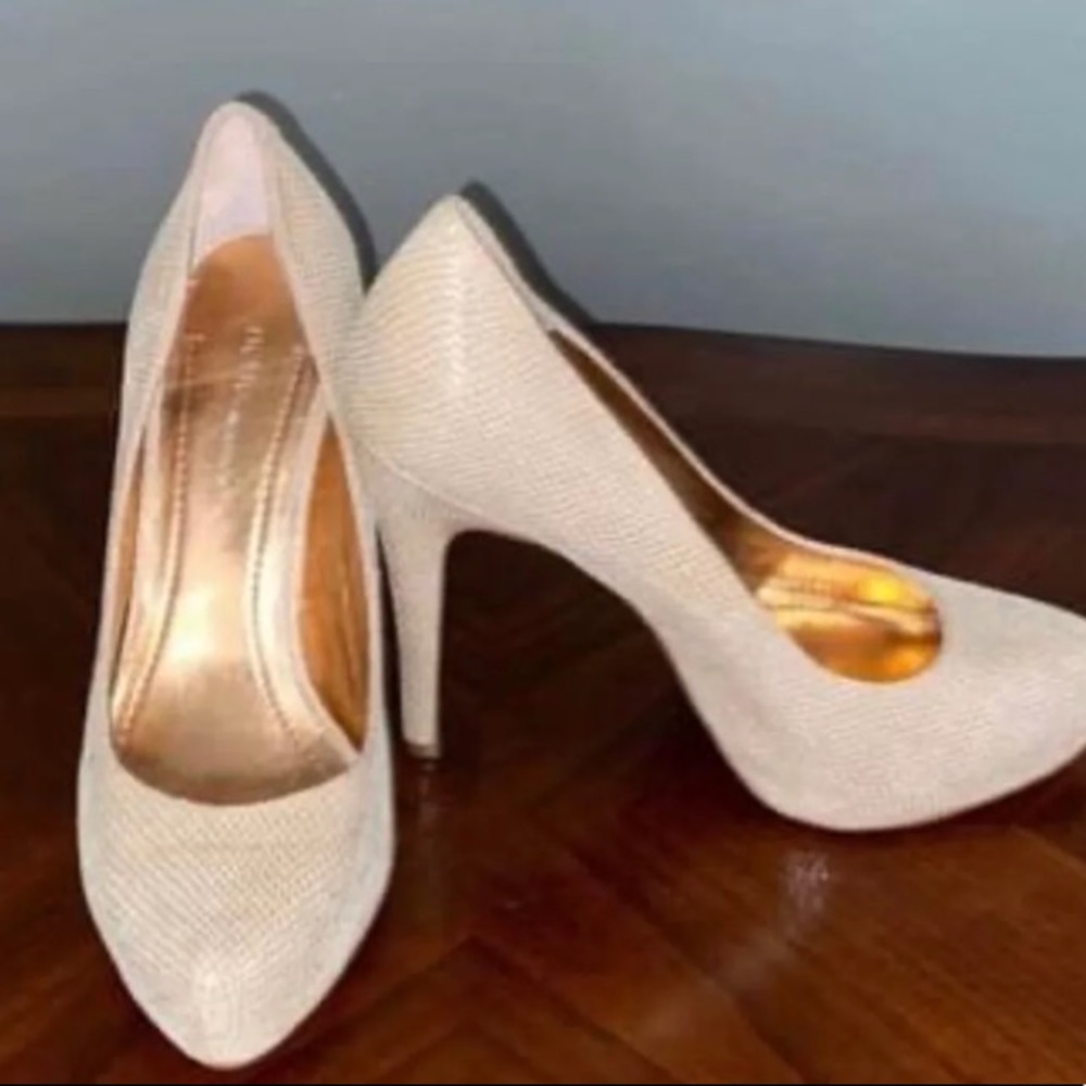 Nude Snake Skin Pumps